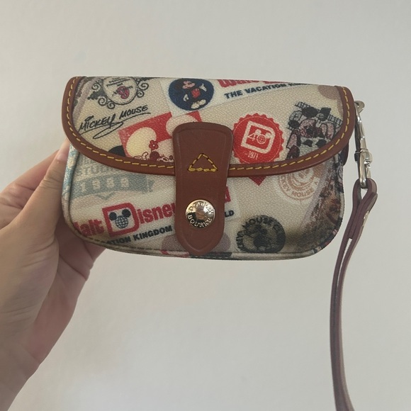 Dooney & Bourke Disney World Retro Wristlet – 40th Anniversary Theme Park Icons - Picture 13 of 15